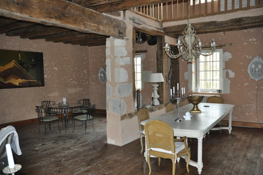 Moulin De Morance Bed & Breakfast Ecommoy Екстериор снимка